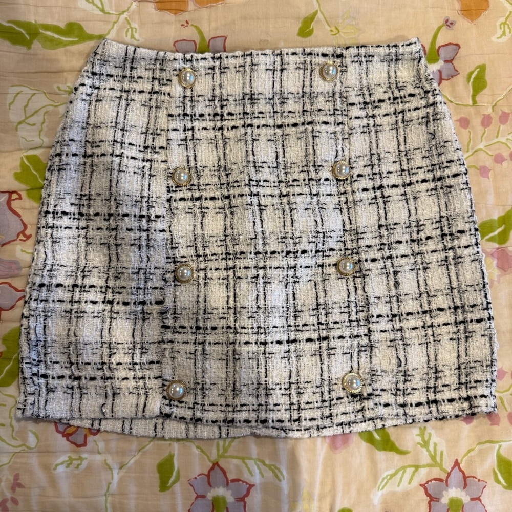 White Tweed Mini Skirt with Gold/Pearl Buttons